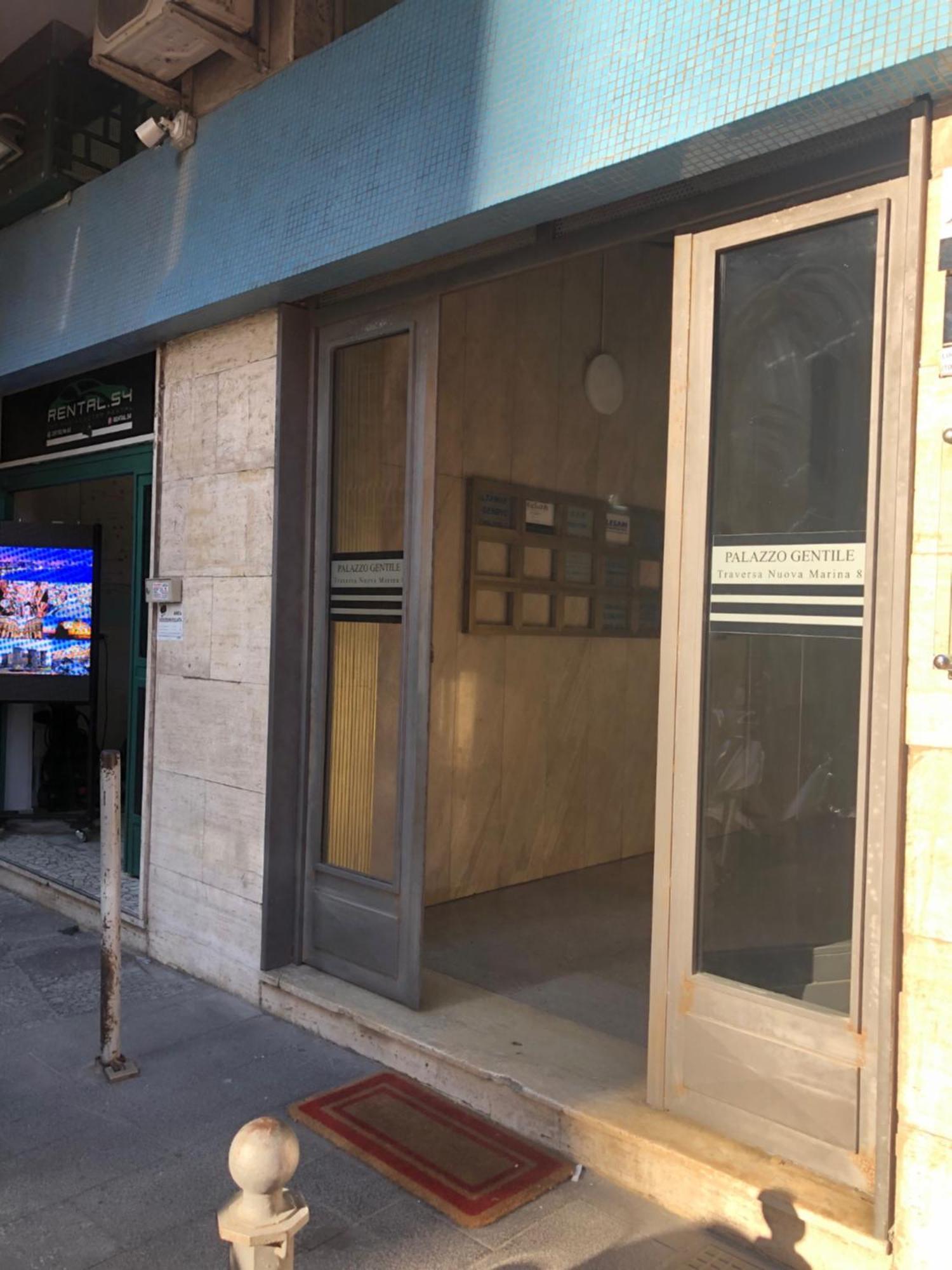 那不勒斯 Marina Sky 8酒店 外观 照片